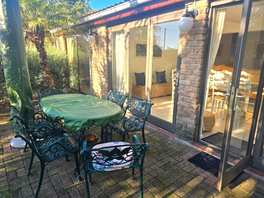 To Let 3 Bedroom Property for Rent in Brenton On Lake Western Cape
